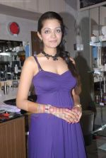 Sheena Chohan at Ira Dubey_s store launch in Chowpatty, Mumbai on 9th Aug 2011 (30).JPG